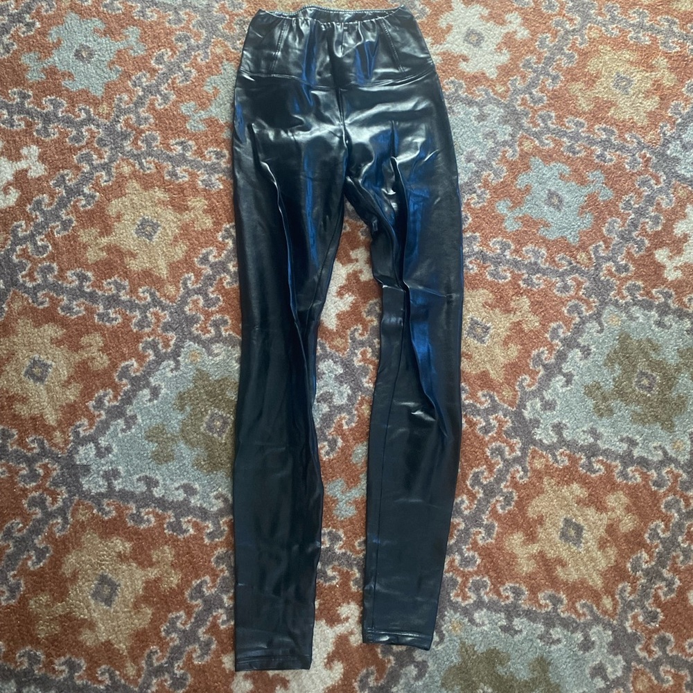 Aritzia Wilfred Free Daria Leather Leggings XS